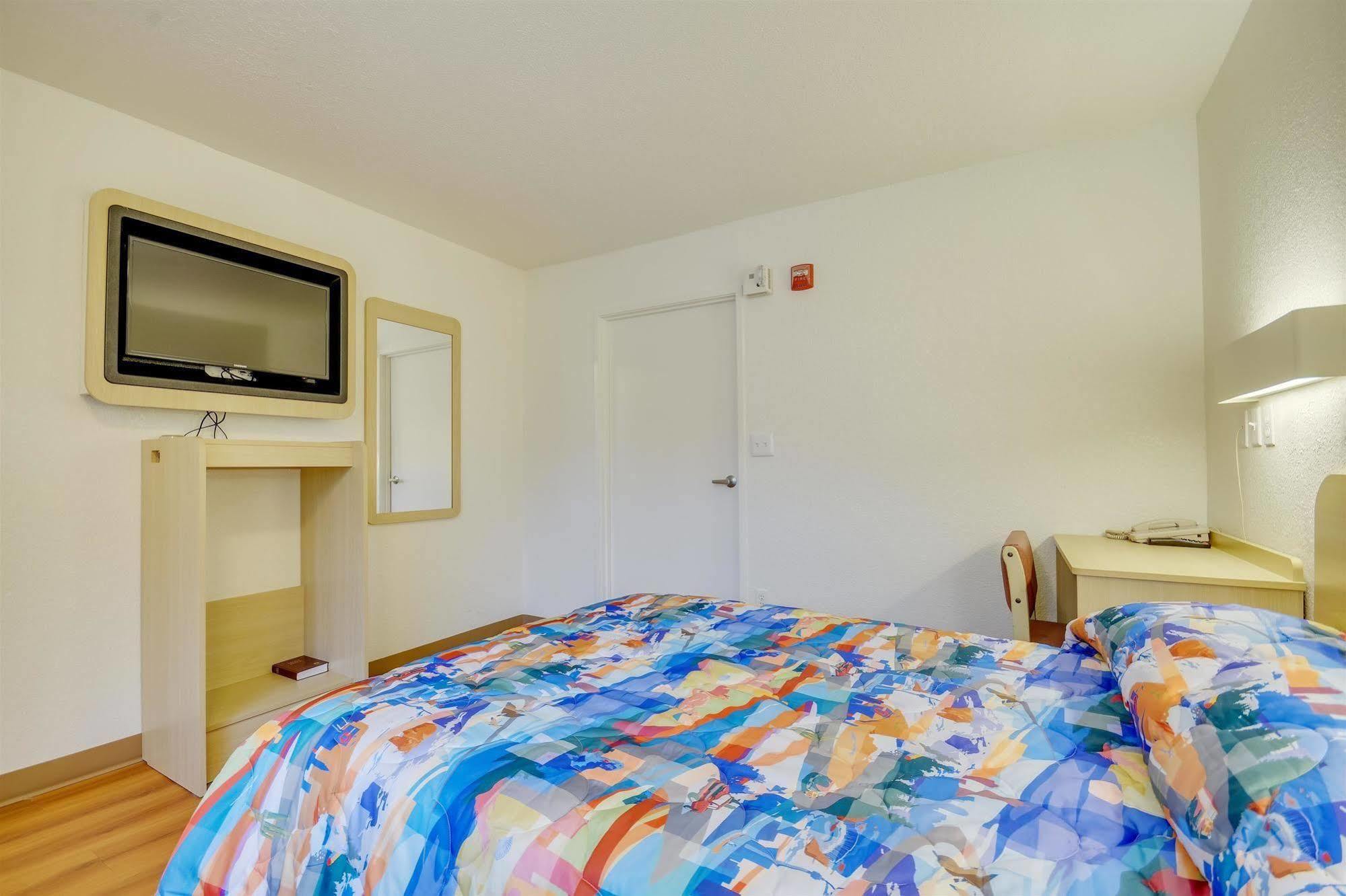 Motel 6-Tuscaloosa, Al Dış mekan fotoğraf