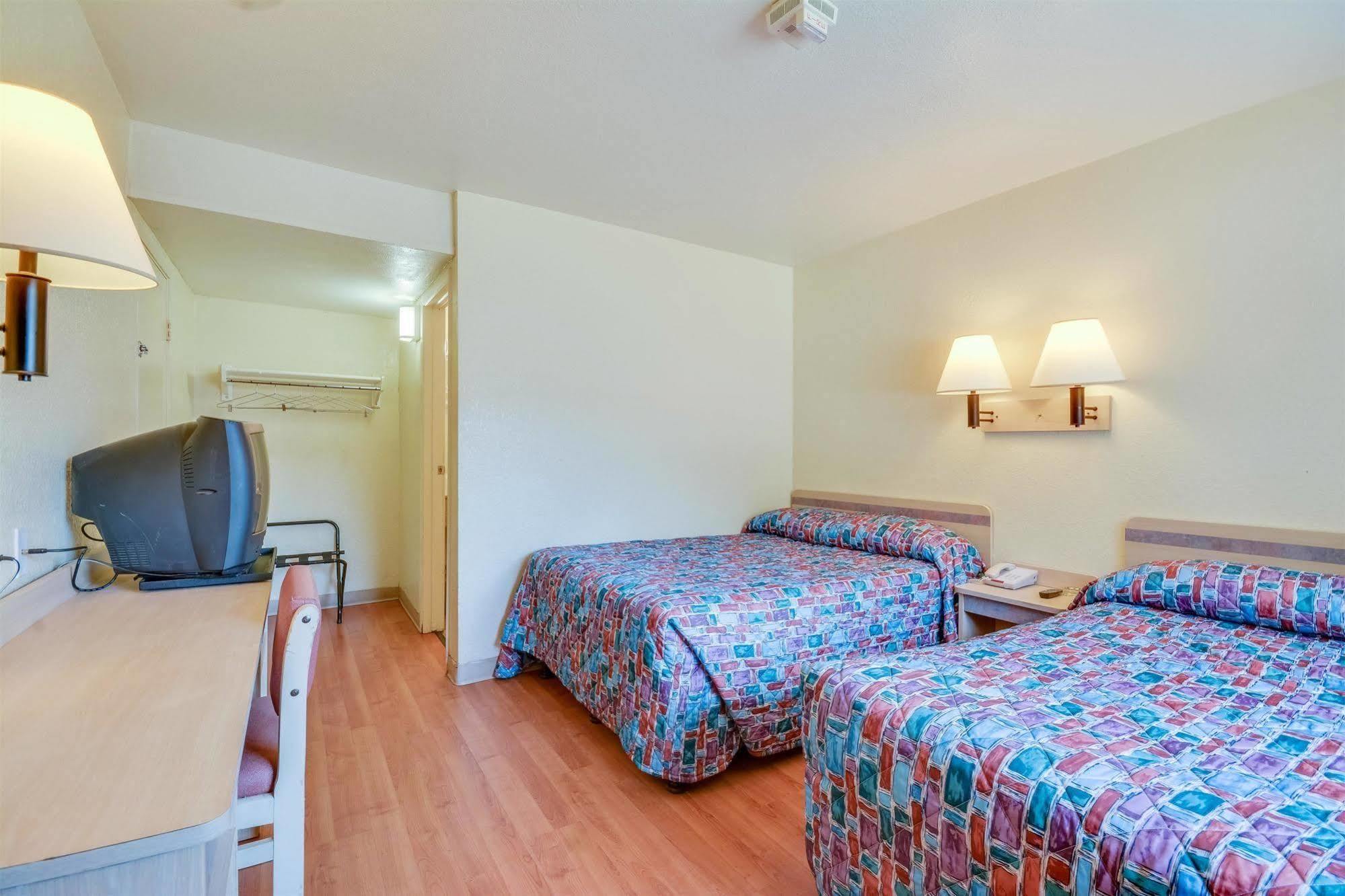Motel 6-Tuscaloosa, Al Dış mekan fotoğraf
